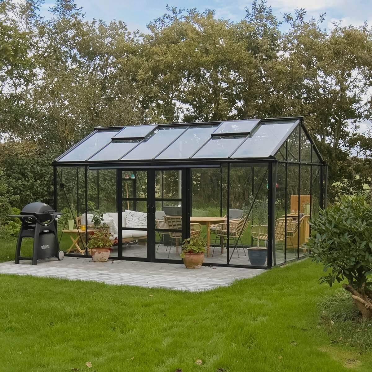Drivhus Royale 14.5 M² - Ubehandlet aluminium / 4 mm. hærdet helbaneglas komplet / Dobbelt skydedøre med lås (uden sprosser)