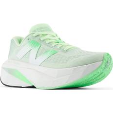 New Balance Fuelcell Supercomp Trainer V3 Women