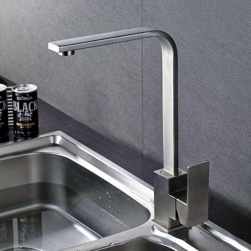 Kreativ fyrkantig platt rör köksblandare hushåll 304 rostfritt stål diskho varmt och kallt vatten tank blandare dragprocess blandare