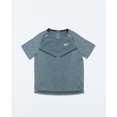 M TECHKNIT ADV SHORT-SLEEVE RUNNING TOP - BLACK/SMOKE GREY/REFLECTIVE SILV (S)