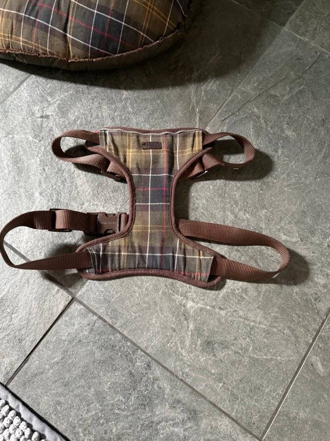 Barbour brun hundsele, storlek LARGE