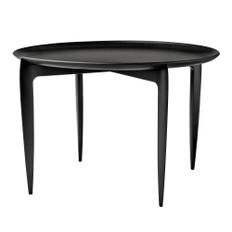 Fritz Hansen - Tray Table Ø60 cm Black - Små borde og sideborde - Willumsen & Engholm - Træ