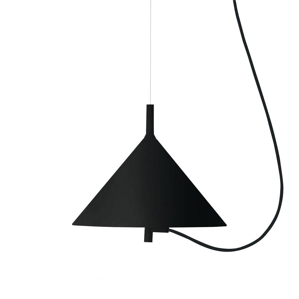 Wästberg - Nendo w132s1 Pendellampa, Kon, Svart, Exkl. 2 x E14 Sockel, Max 40W, Dimbar - Pendellampor - Nendo - Svart