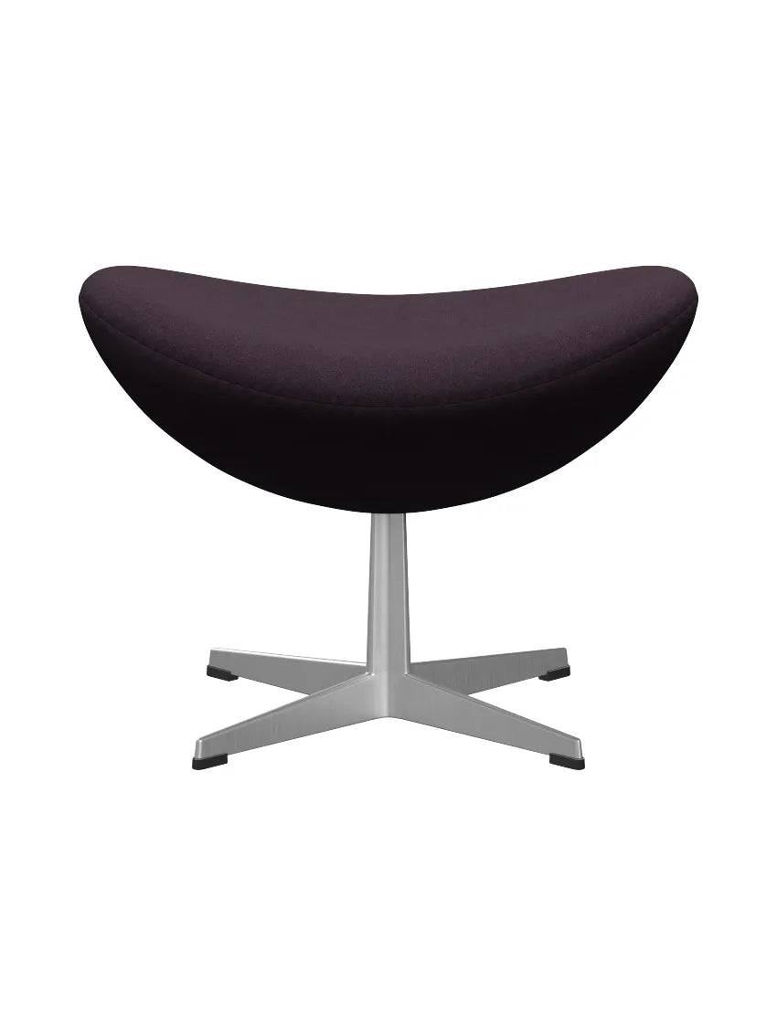 3127 Fodskammel til Ægget af Arne Jacobsen stofgr. 1 Tonus / 684 Aubergine - Jacobsen Plus