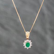 Pre-Owned 9ct Yellow Gold Emerald &amp; Emerald Cluster Pendant &amp; 16 Inch Box Chain 41142151