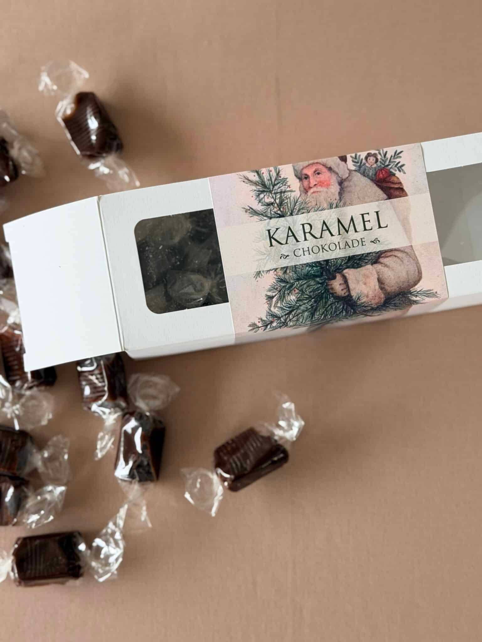KARAMELLER I ÆSKE - vintage julemand, chokolade