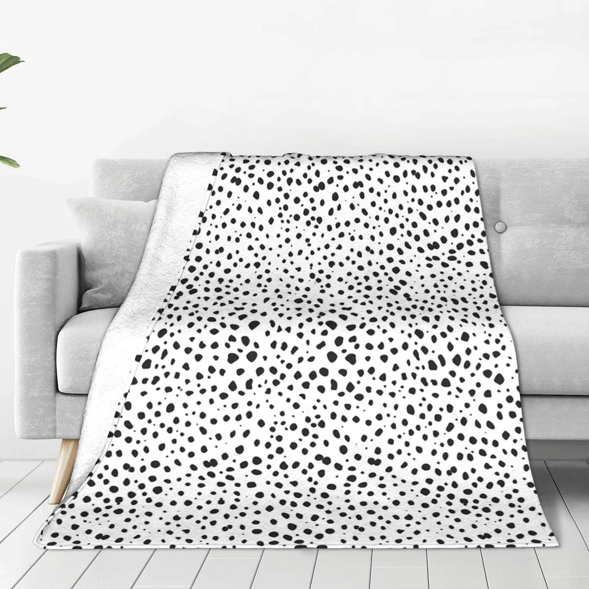 Dalmatiska Fläckar Svartvita Prickar Filt Andningsbar Fleece Soffa Slängfilt för Hem Sovrum Utomhus Täcke gray