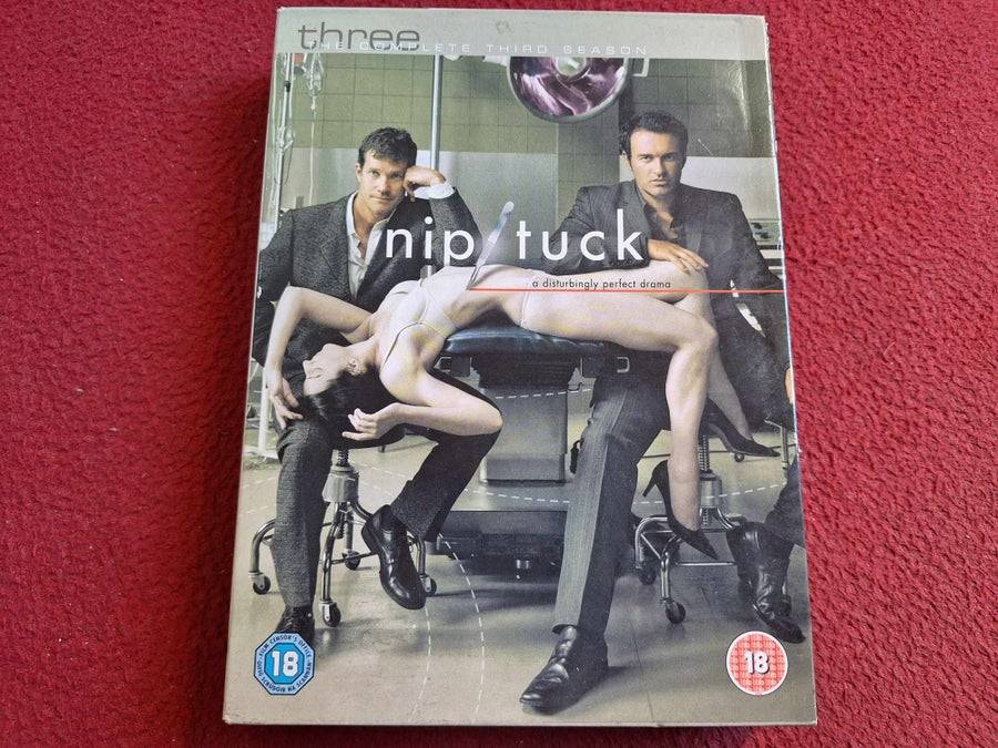 NIP / TUCK SEASON 3 BOX DVD