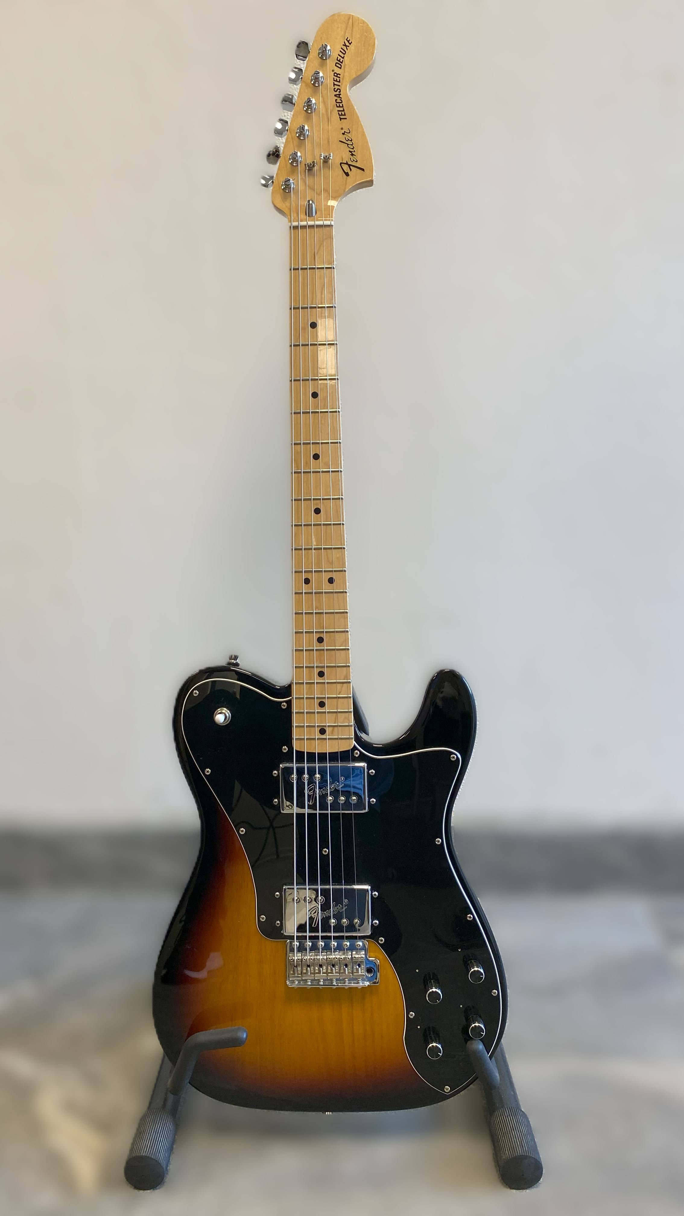 (BRUGT) Fender Classic Player Telecaster Deluxe with Tremolo