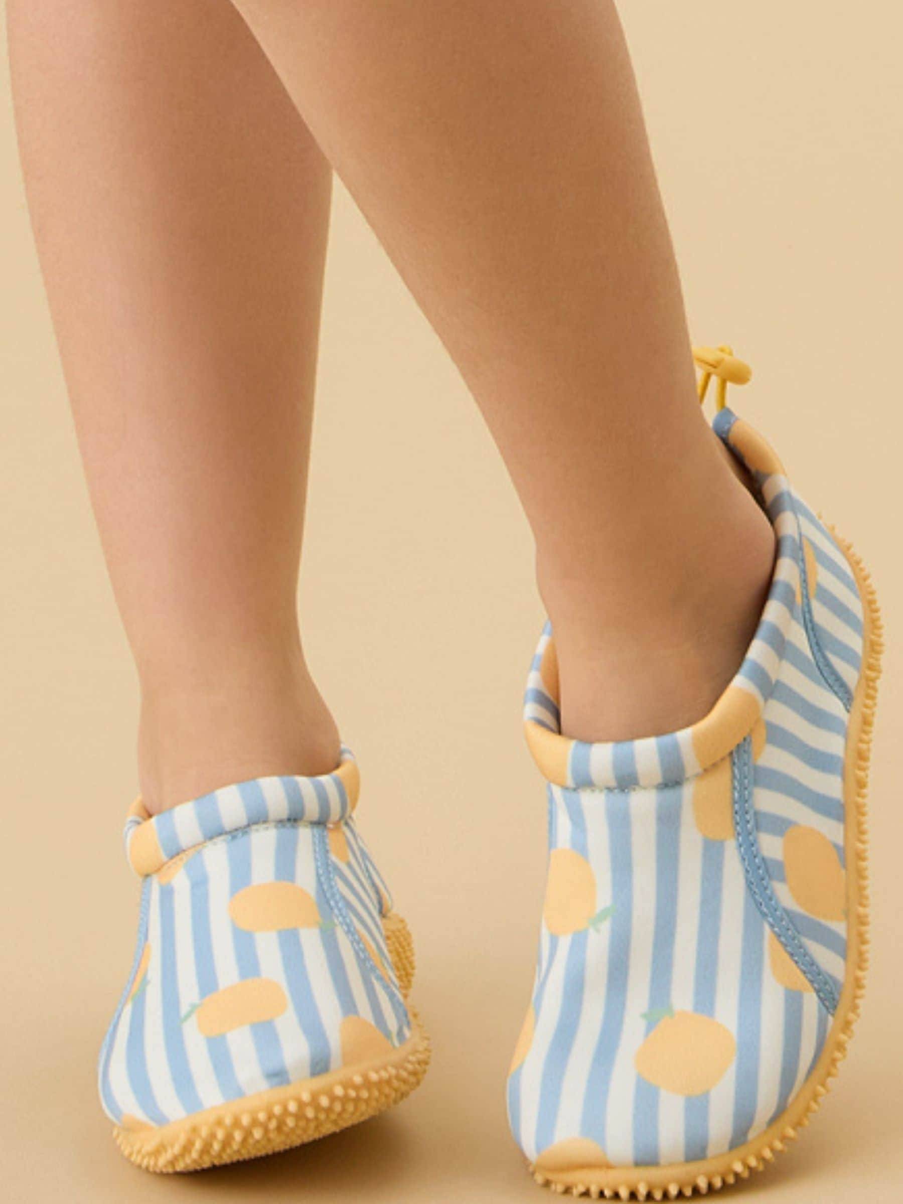KIDLY by MORI KIDLY by MORI Blue Quick Dry Swim Shoes With Grip Sole And Toggle Fastening - EU 22 (UK 5)