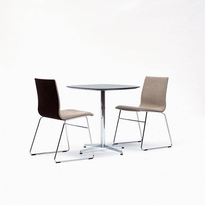 Gate Cafébord, bøg- eller birkfinér - 70 x 70 cm Laminat 70x70 Krom.