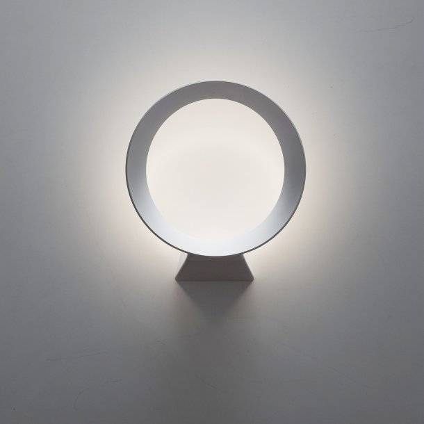 LED+O væglampe fra Martinelli Luce - LED+O - Dæmpbar Triac