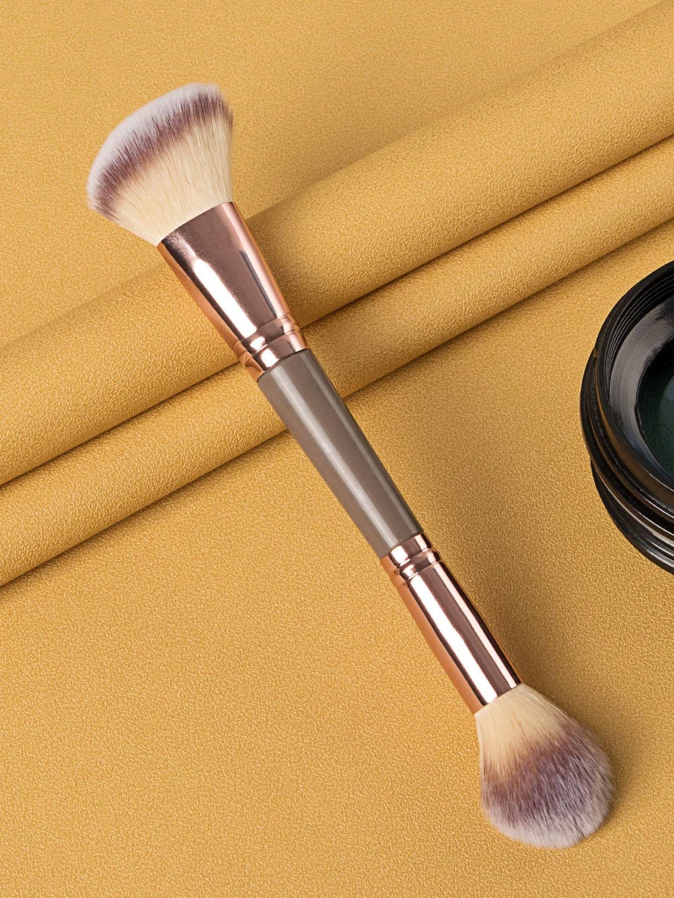 Single-Handle, Double-Ended Makeup Brush; Contour Brush; Multifunctional Makeup Brush
