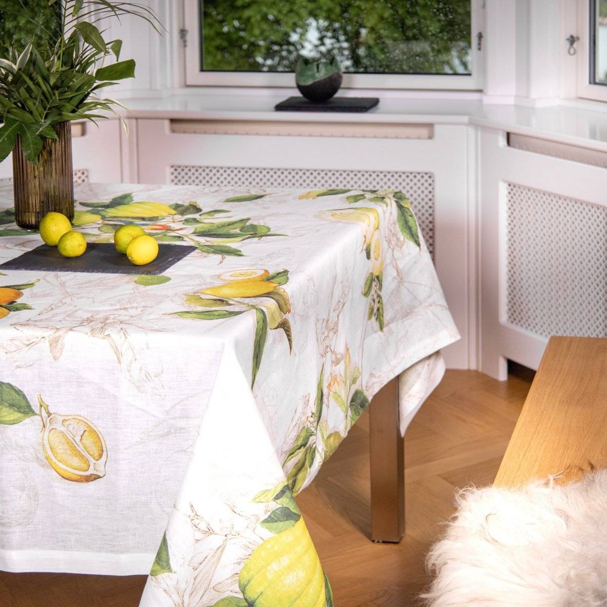 Linen tablecloth with lemons from the Amalfi Coast – Limoncello – several variants - 170x170 cm