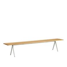HAY - Pyramid Bench 12 - Beige Base - Oiled Oak - 250x40 cm - TV-bänkar - Friso Kramer,Wim Rietveld - Träfärgad - Metall/Trä