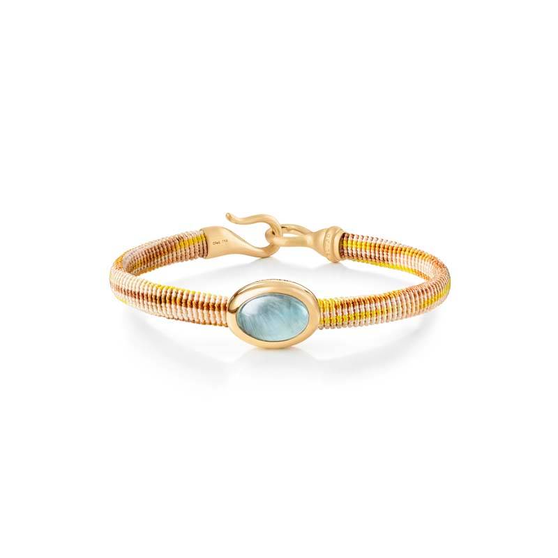 OLE LYNGGAARD COPENHAGEN Life armbånd, håndknyttet reb, Golden. Akvamarin fatning i 18 karat rødguld, 6 mm