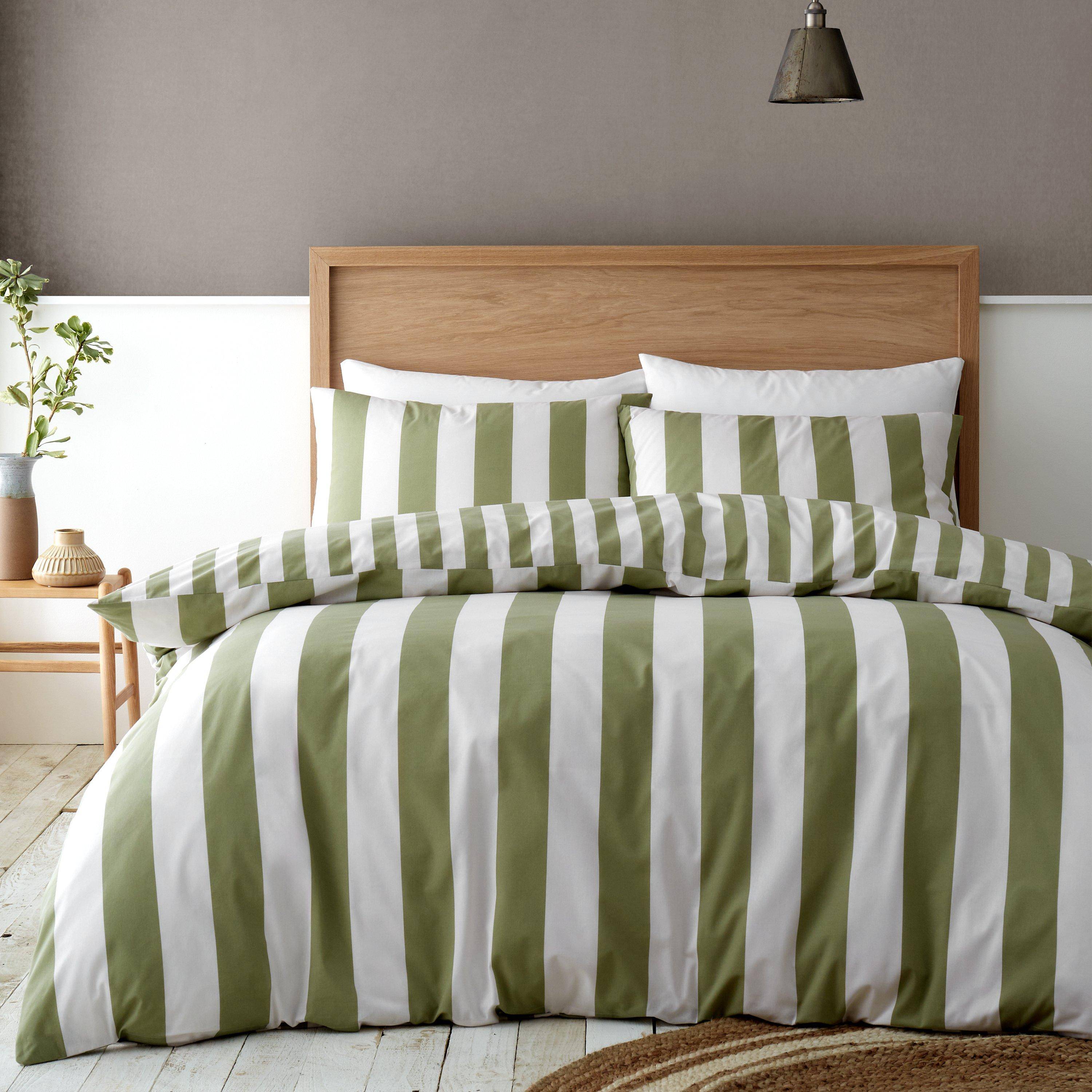 Catherine Lansfield Cove Stripe Reversible Duvet Cover Set