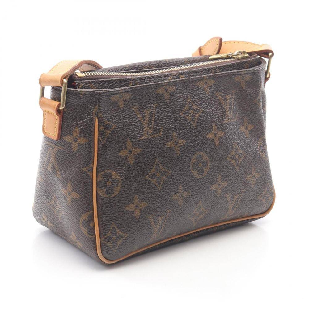 Louis Vuitton Vintage Louis Vuitton Shoulder Bags L 13cm x W 18cm x D 8.5cm - Skuldertasker hos Magasin.