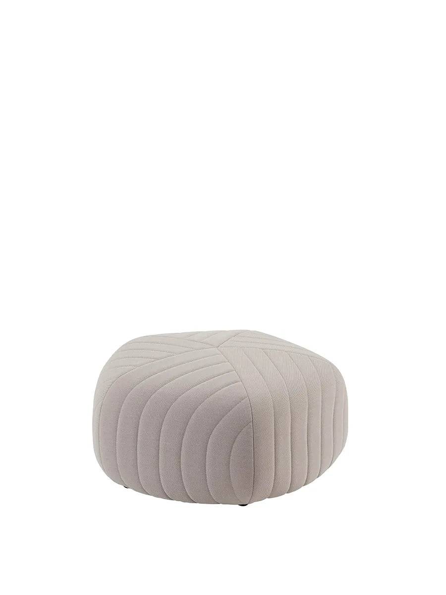 Five Pouf, large fra Muuto Steelcut Trio 0205 - Beige - Jacobsen Plus