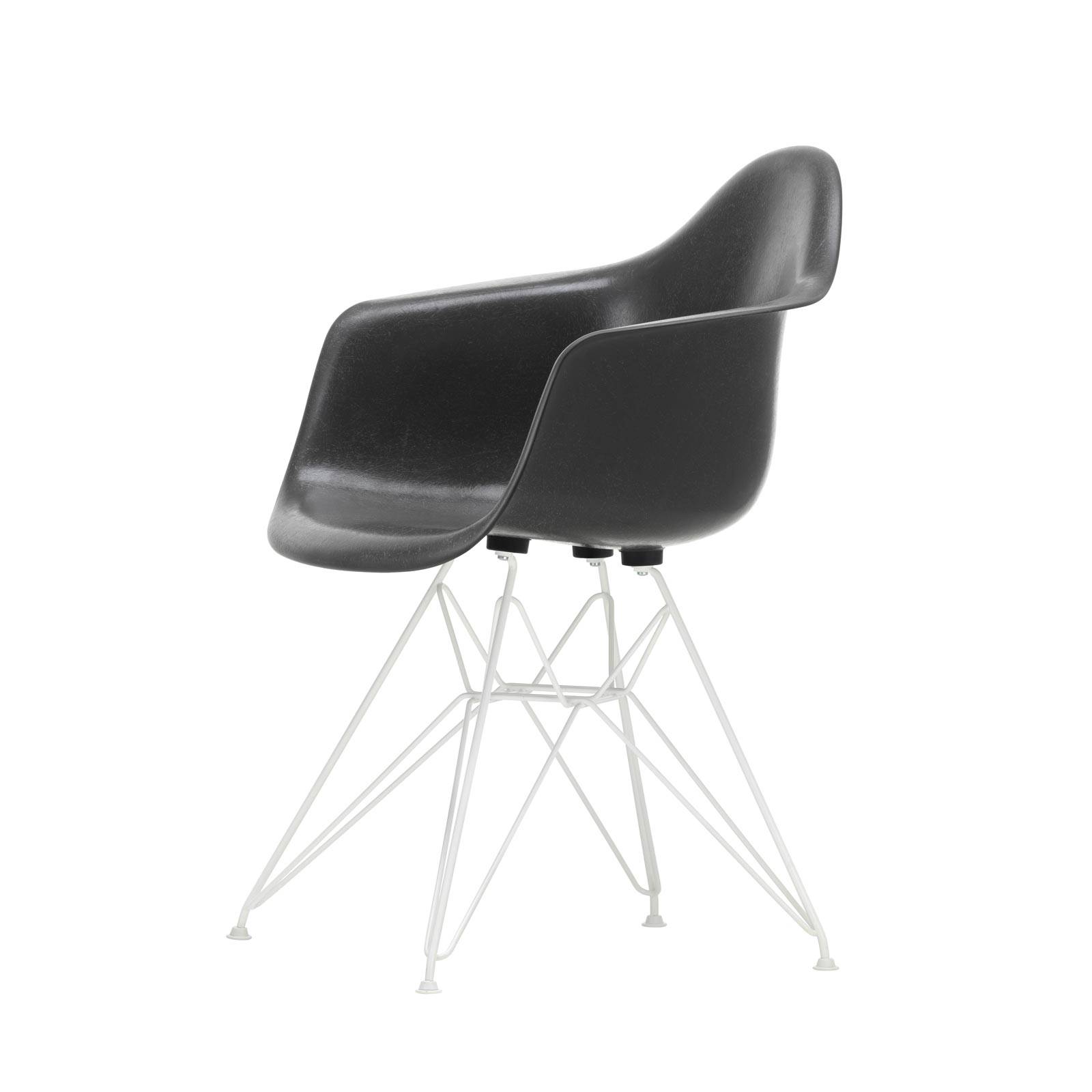 Vitra | Eames Fiberglass Armchair DAR