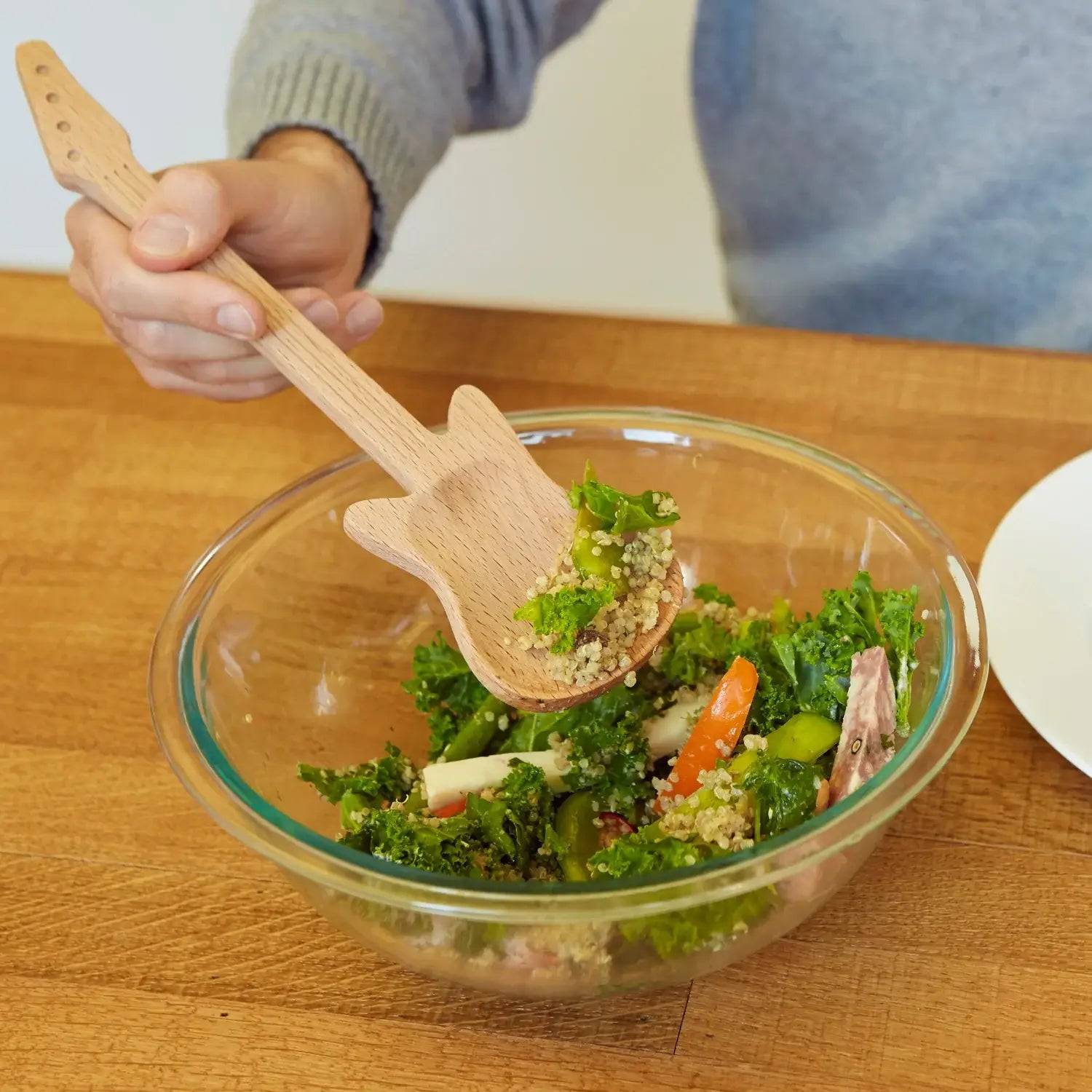 Rock guitar spoon
