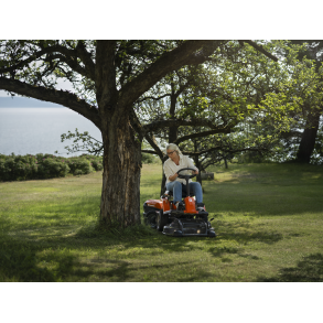 Husqvarna R 112iC rider