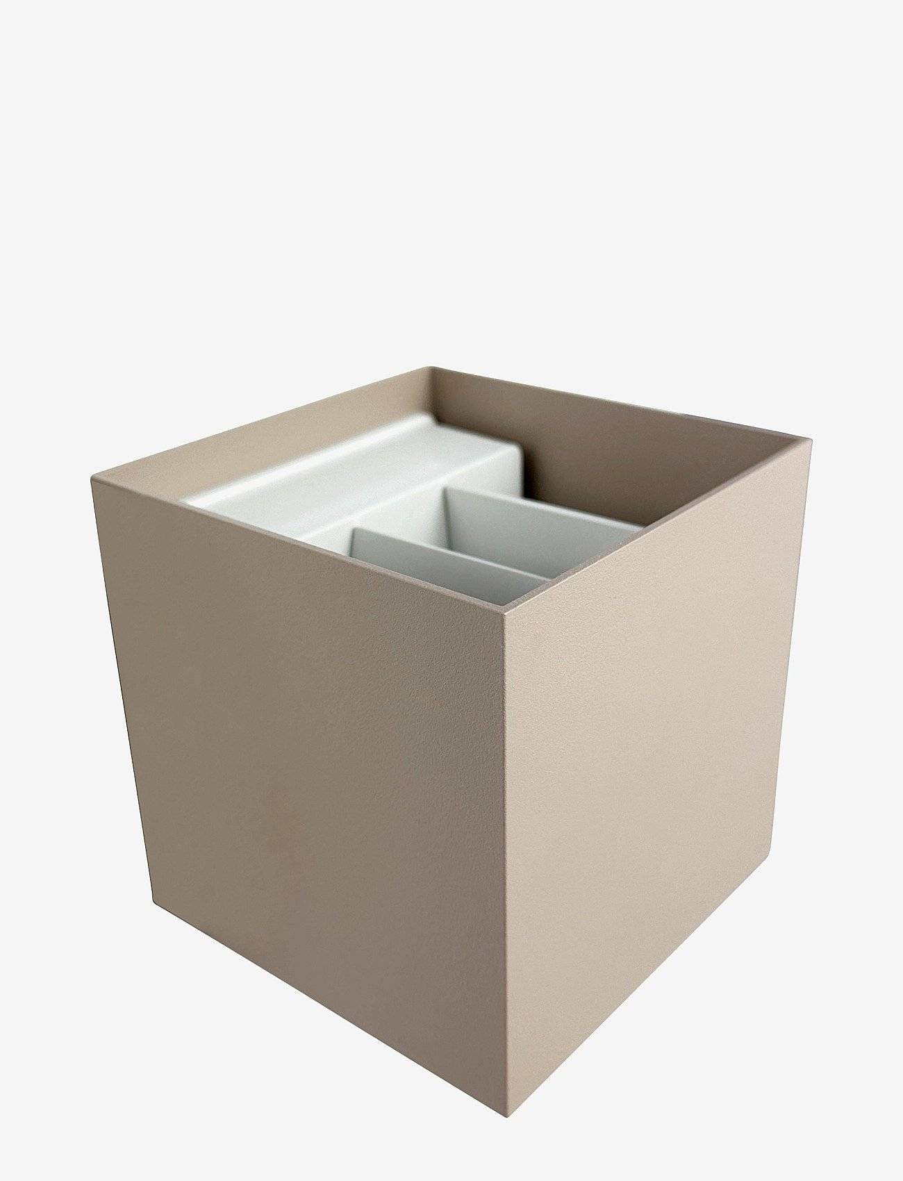 Dyberg Larsen Venus Wall Lamp - Beige - Ø 10 cm