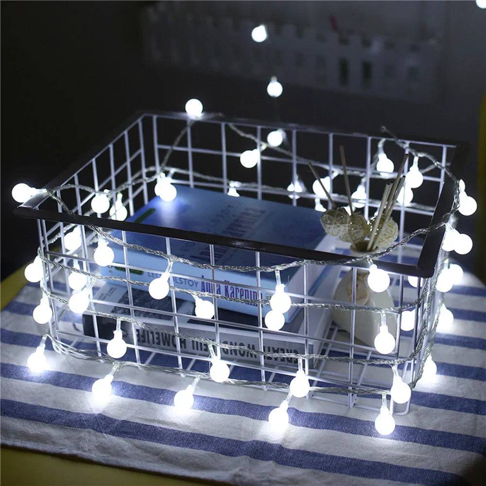 LumieresBalles Slingor - Magisk Belyst Dekoration - Vit / 220V EU Ström / 6M 40LED