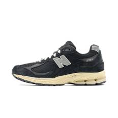 New Balance 2002R "Black Dark Grey" 38