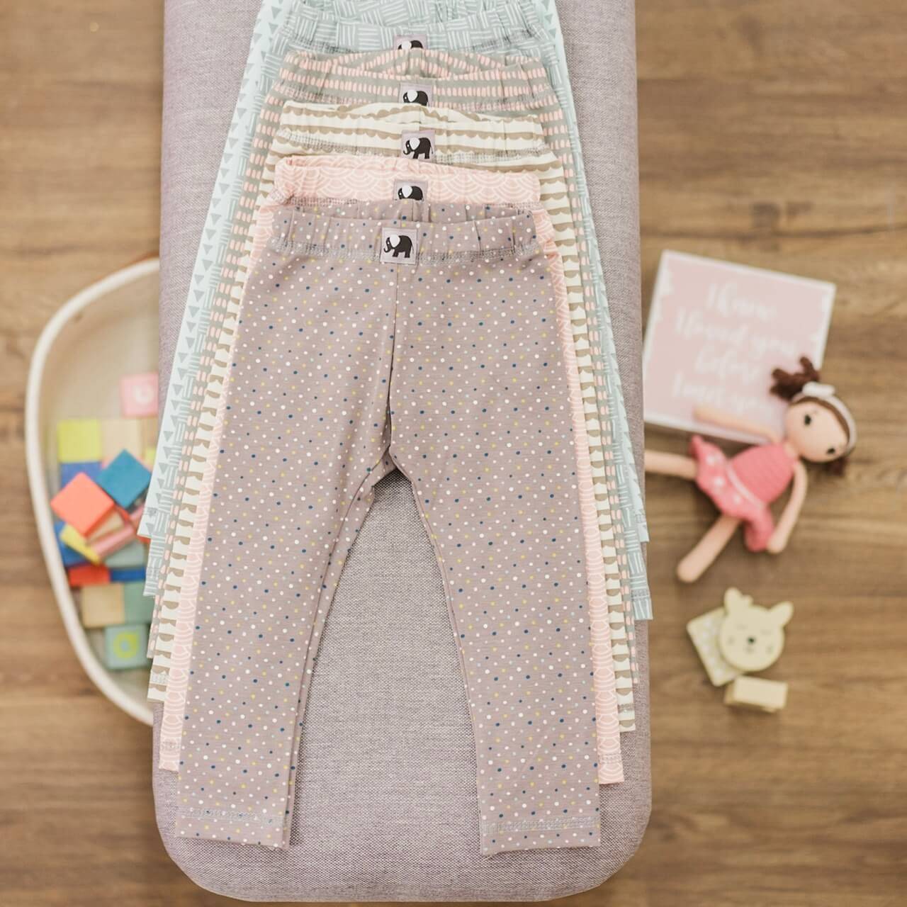 Baby Barn Leggings Byxor prickiga 50-104cl: 74/80 (8-18 mån