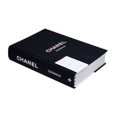 New Mags Chanel Catwalk