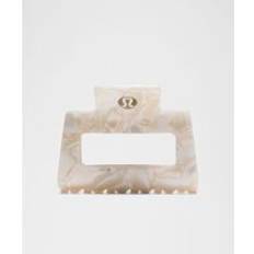 lululemon – Mittelgroßer Haarclip in Light Ivory/White - One Size