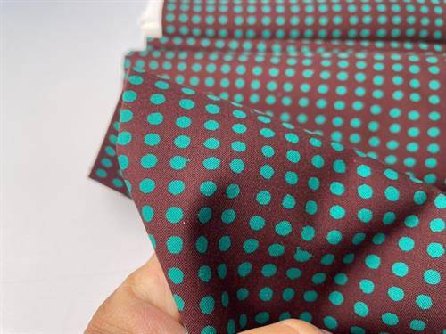 Patchwork stof - green dots & brown