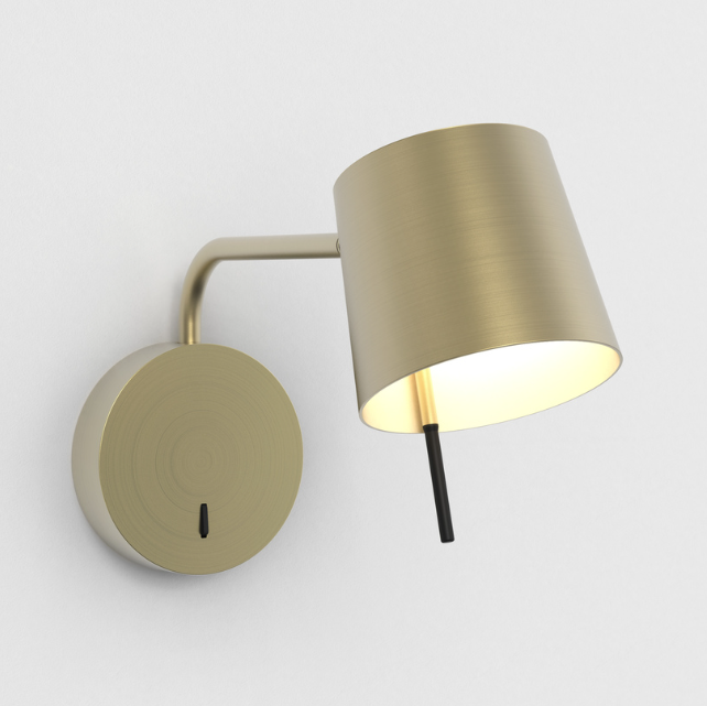Miura Swing væglampe fra Astro Lighting - Guld / Guld