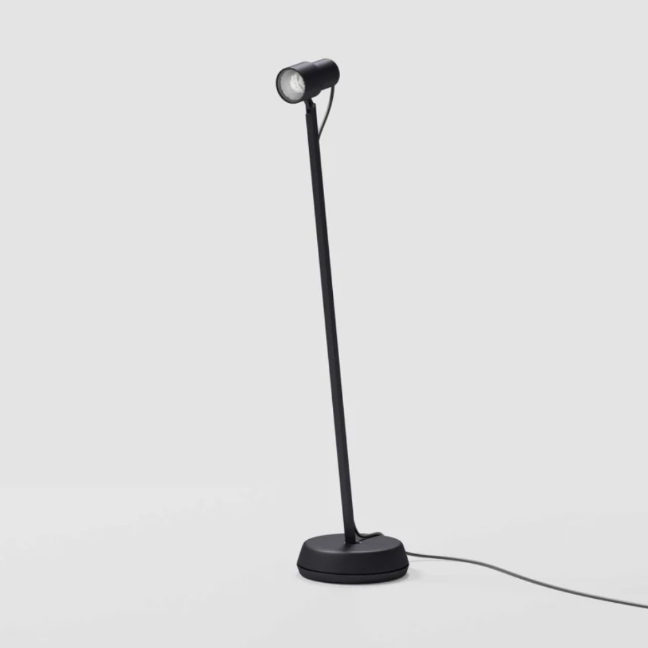 Piek Lettura gulvlampe fra IP44 - Sort