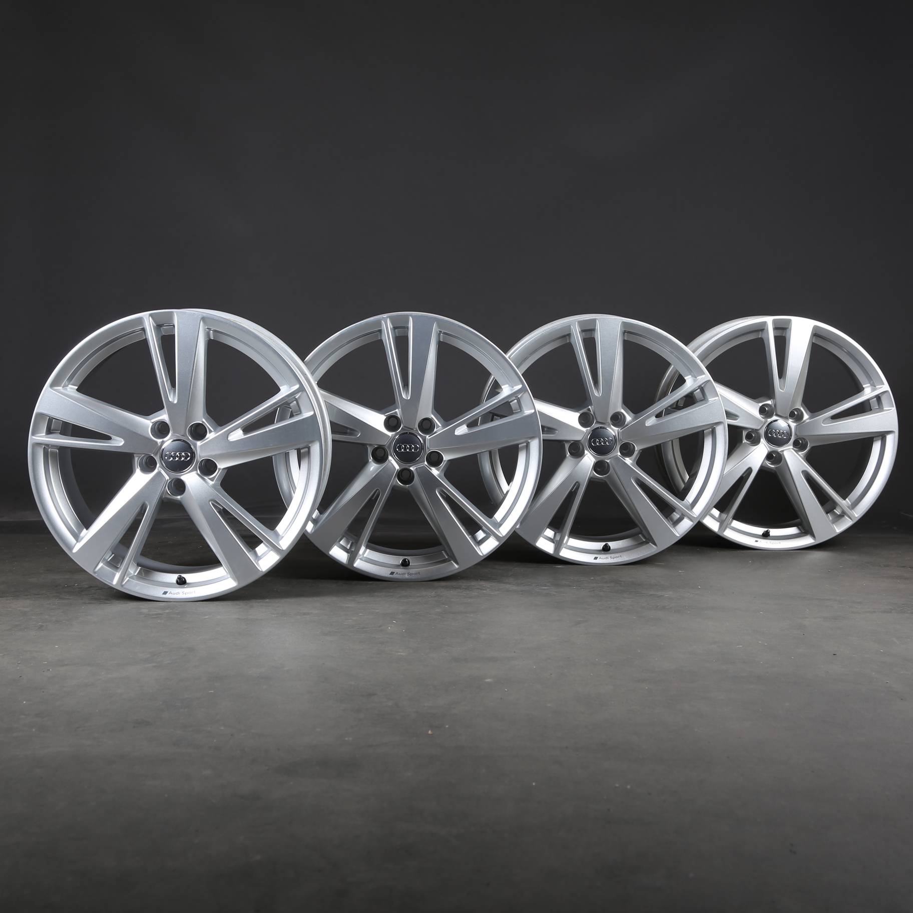 19 Zoll original Audi RS3 8VS 8V0601025EJ S-Line Audi Sport Felgen Alufelgen