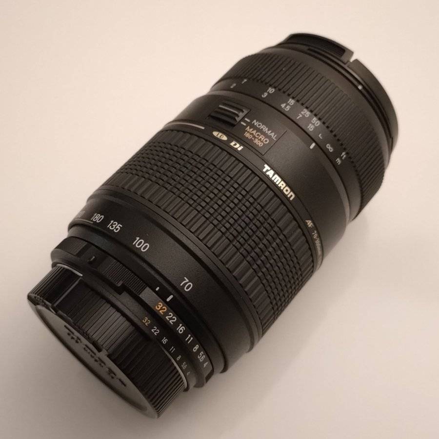 Tamron AF 70-300mm f/4-5.6 LD Di Tele-Macro (1:2) A17 (Nikon-fattning)