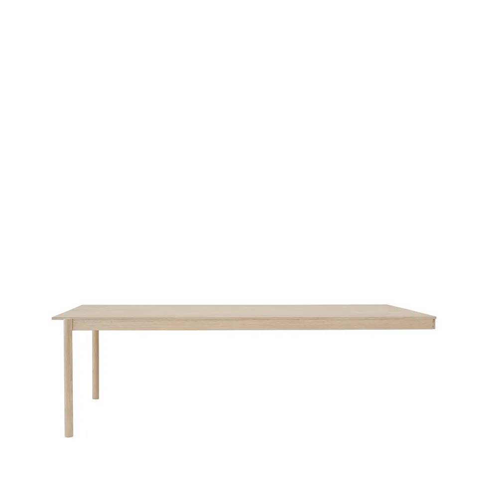 Muuto Linear System End Module bord Oak veener/Oak 240x142 cm.