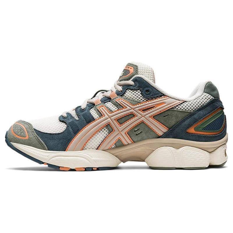 ASICS Gel Nimbus 9 Krämgrön Orange Sneakers 1201A584-100 40