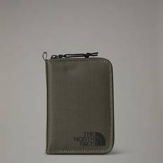 Base Camp Voyager Wallet