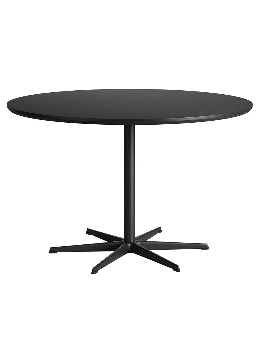 Piet Hein A825 Spisebord, Ø120 cm fra Fritz Hansen Sort laminat m. sort ABS-kant - Sort stel - Jacobsen Plus