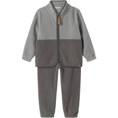 Lil' Atelier Nmmlaspektra Fleece SET 1FO LIL Stl. 104 unisex - Byxor Från Magasin - Ultimate Grey (104)