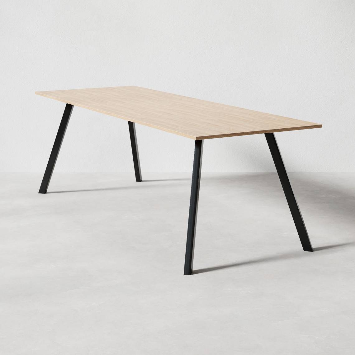 Konferensbord Viggo, Höjd 90 cm, Längd 220 cm, Bordsskiva Ek, Underrede Svart