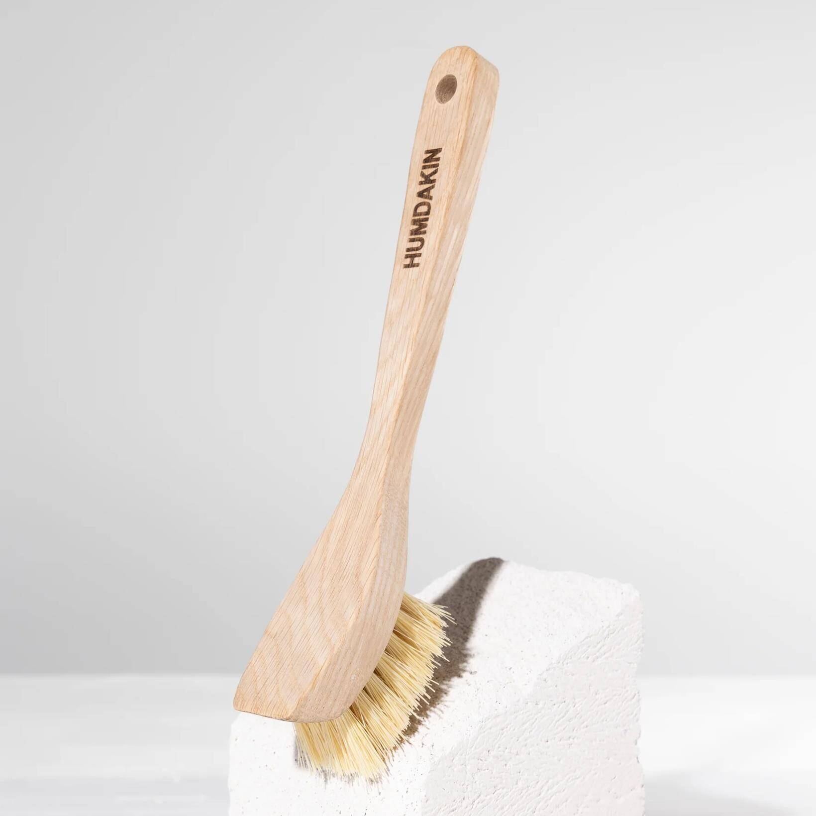 Humdakin Oak Dish Brush Tampico