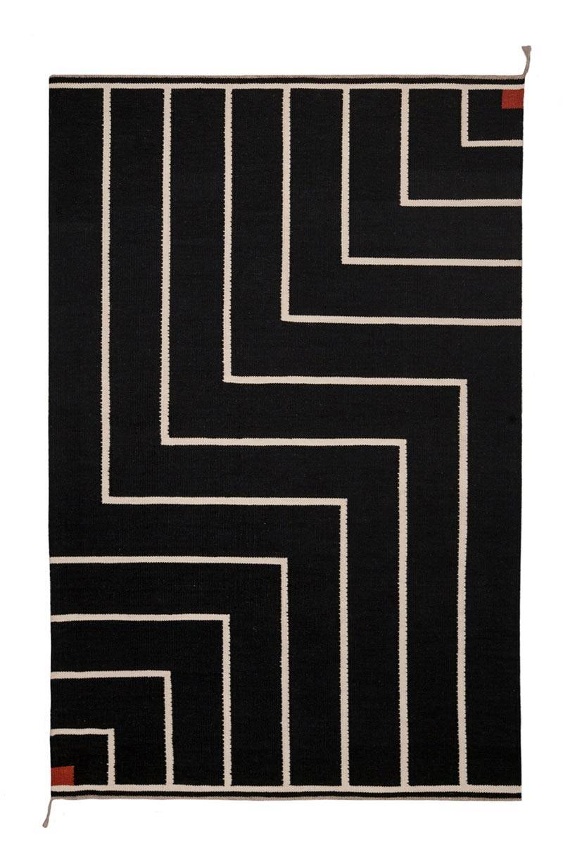 Vibeke Klint tæppe VK-1 | Sort | Hvid 140 x 215 cm.
