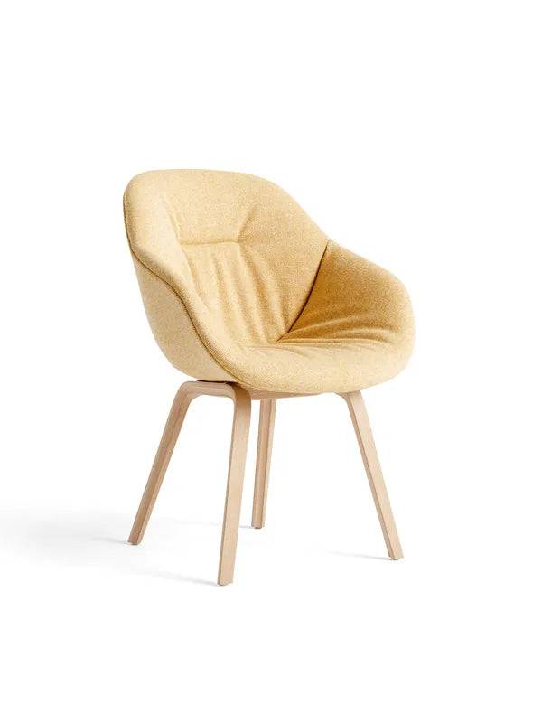 About a Chair AAC123 Soft fra Hay Prisgruppe 3 / Lakeret eg - Jacobsen Plus