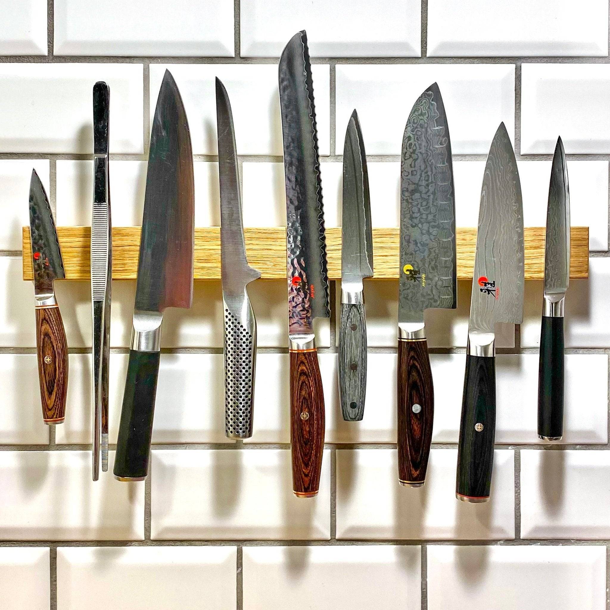 Knifeboard Standard – narrow magnetic knife rail in solid wood in several sizes and wood species - 30 cm / 8.5 cm / Walnut