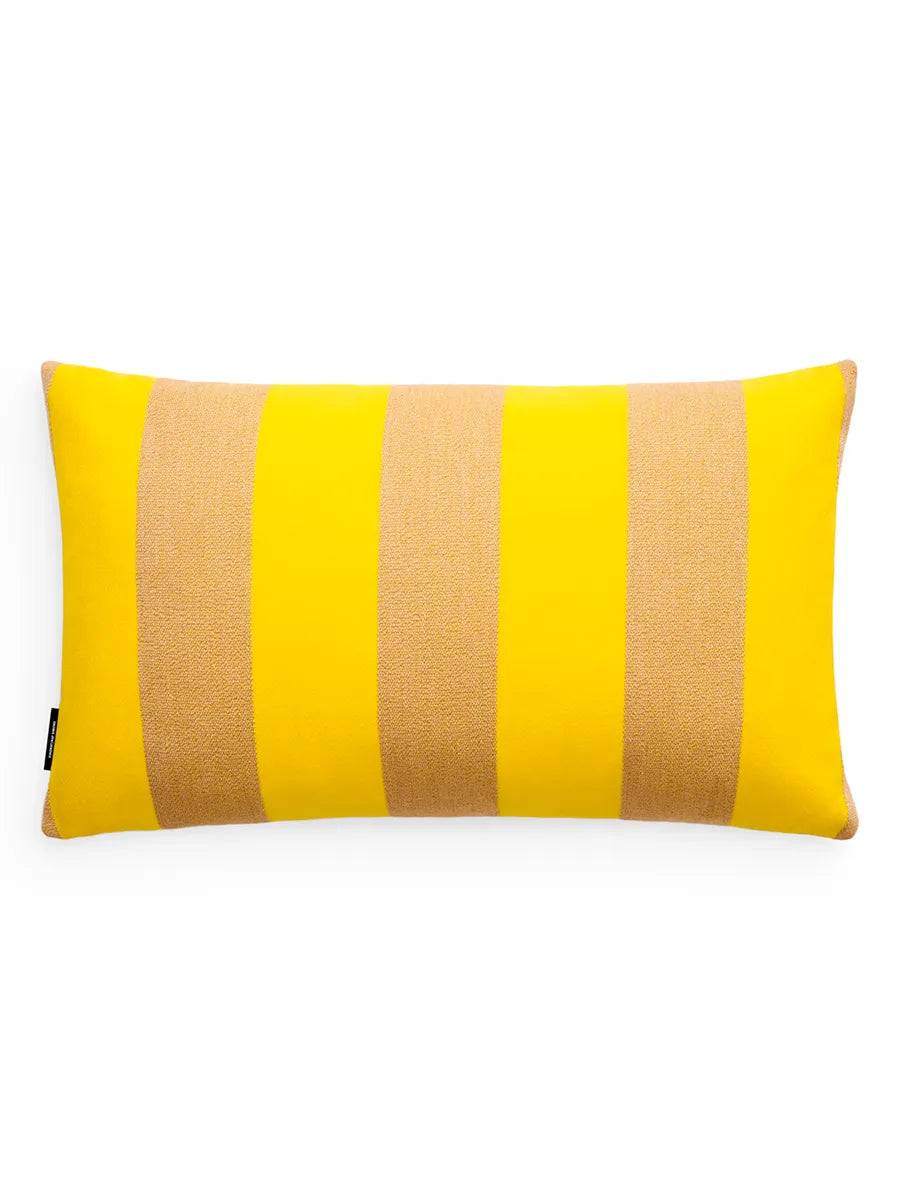 Reflex Cushion, 45 x 75 cm fra Kvadrat Yellow-Beige - Jacobsen Plus