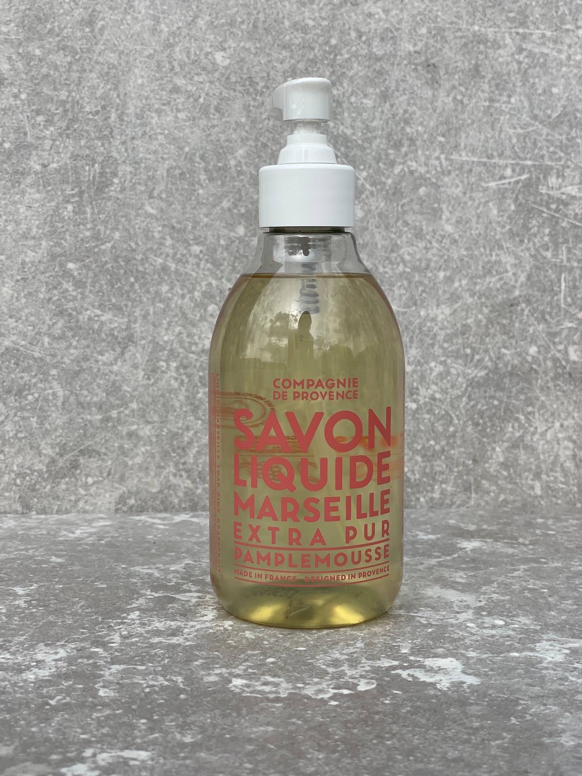 Flytande Tvål - Savon de Marseille - Rosa Grapefrukt från Compagnie De Provence 300ml