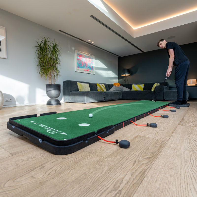 Puttout AirBreak Max Adjustable Putting Mat - Green.